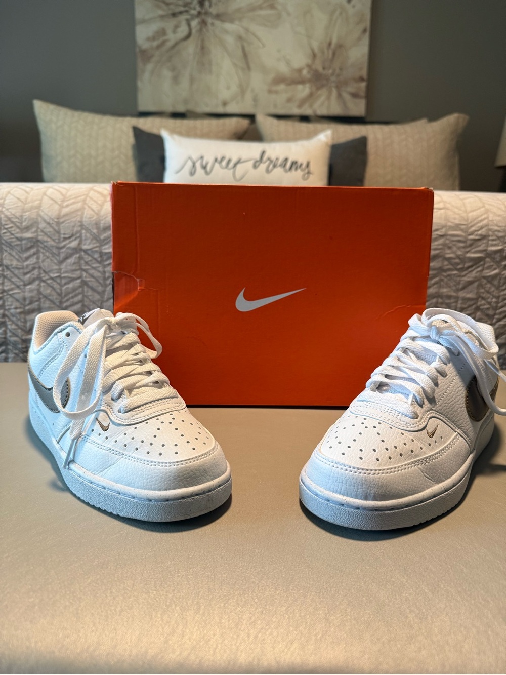 Nike White and Brown Women's Court Athletic Shoes, perfect for back to school!!